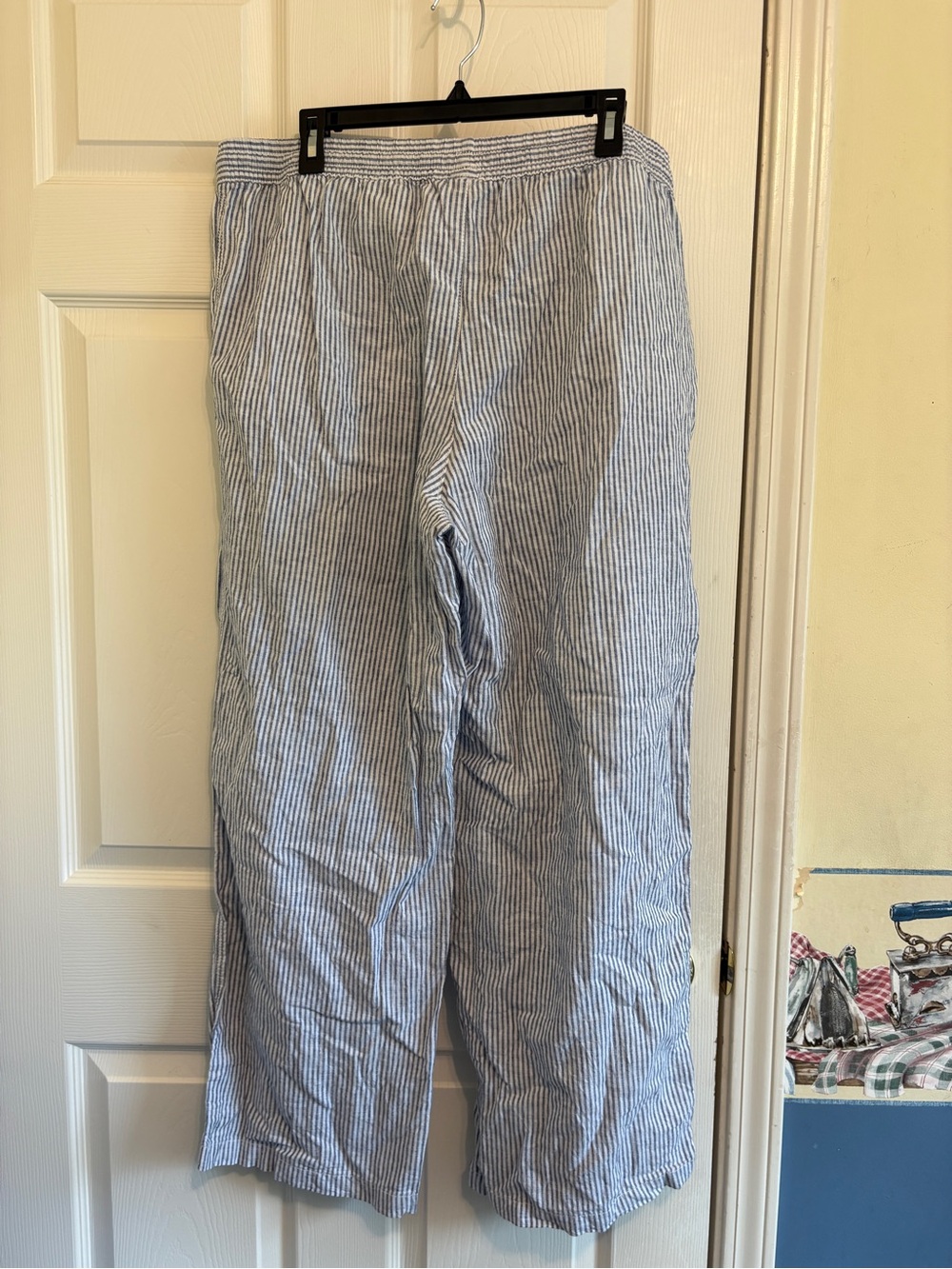 H&M Light Blue Stripe Men's Drawstring Linen Pants - Picture 6 of 10